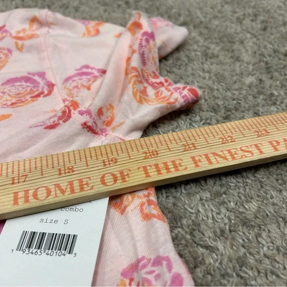 Free People Blush Combo Tourist Tee Shirt Floral Pink New with Tags NWT Top - Picture 4 of 10